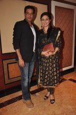 Juhi Babbar, Anup Soni at the launch of Deepti Naval_s book in Taj Land_s End on 30th Oct 2011 (86).JPG